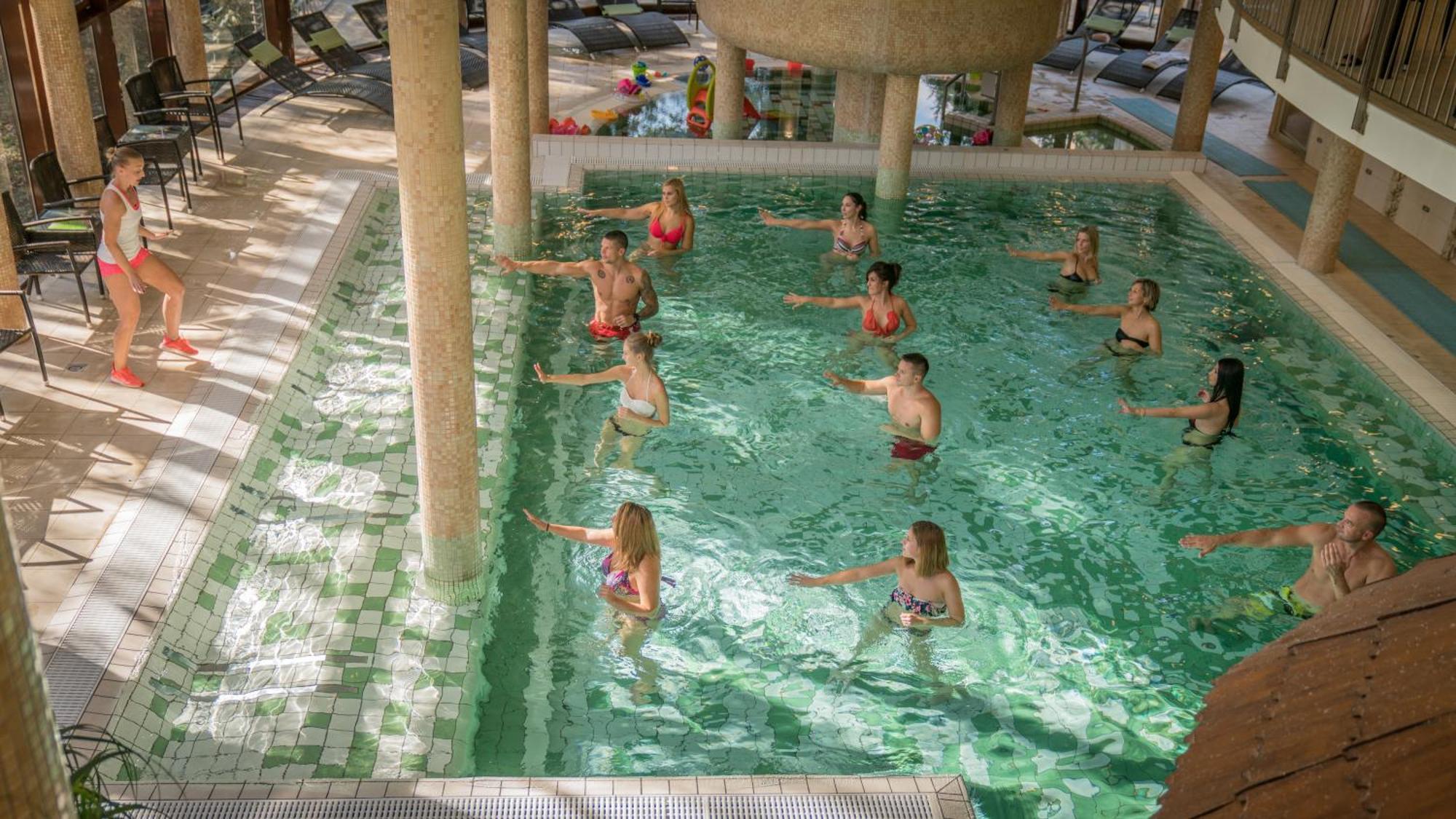 Wellness Hotel ยูลา ภายนอก รูปภาพ