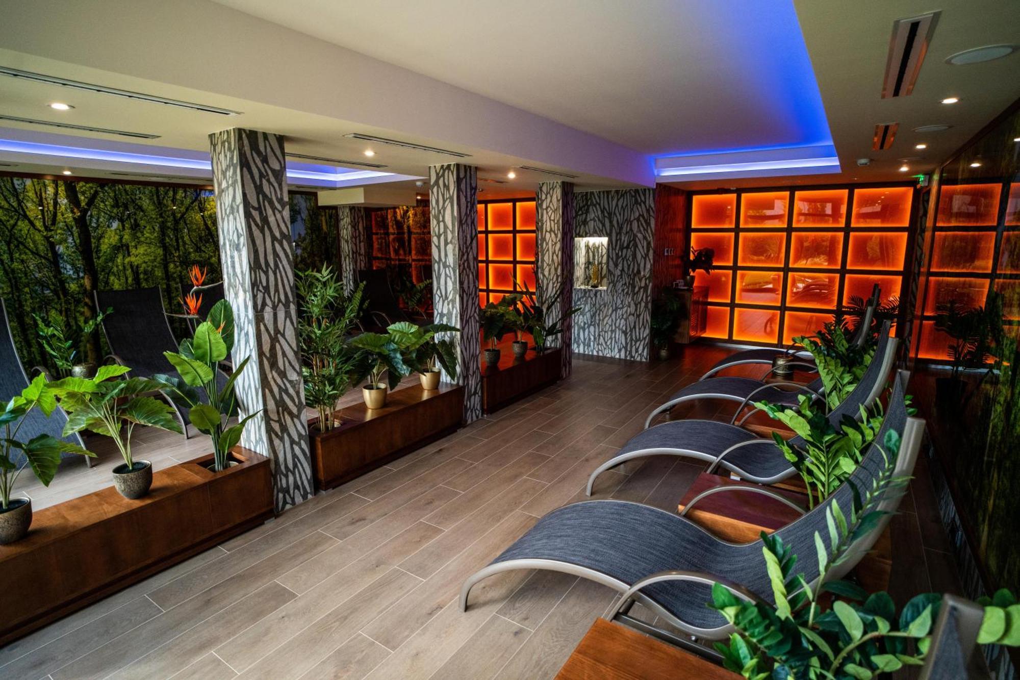 Wellness Hotel ยูลา ภายนอก รูปภาพ