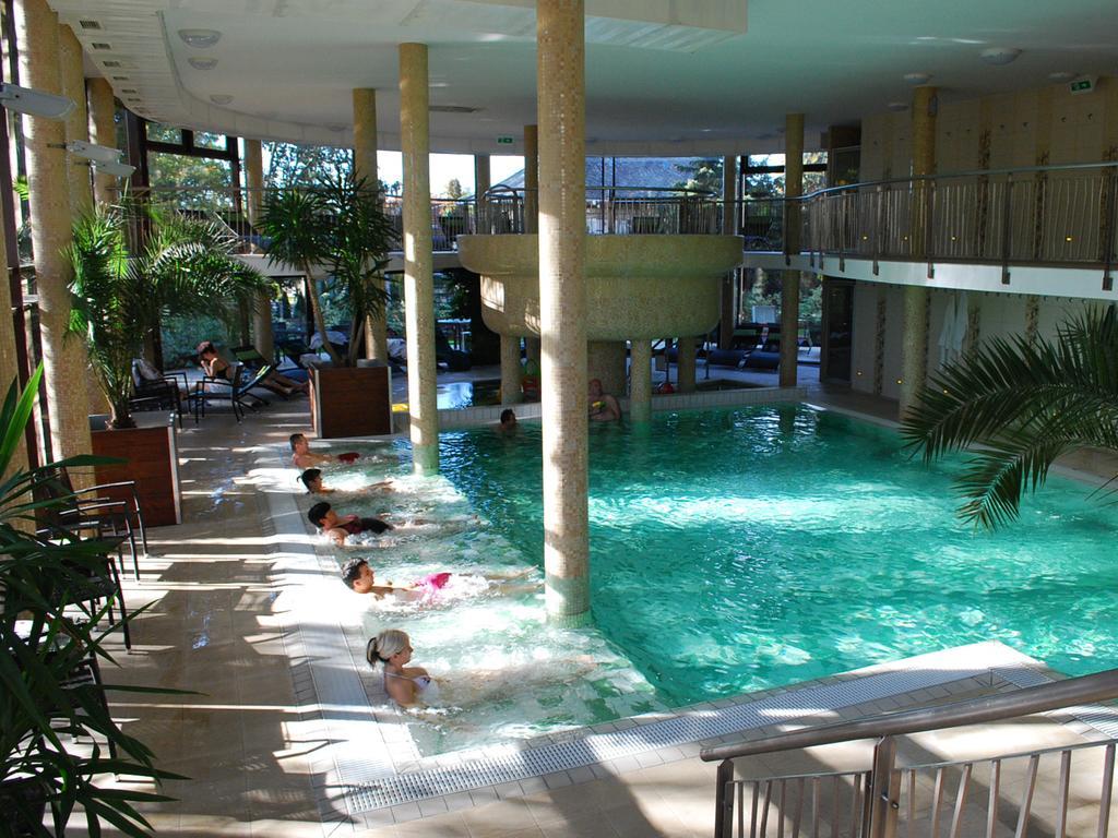 Wellness Hotel ยูลา ภายนอก รูปภาพ